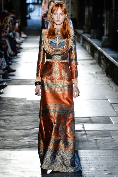 Look 68